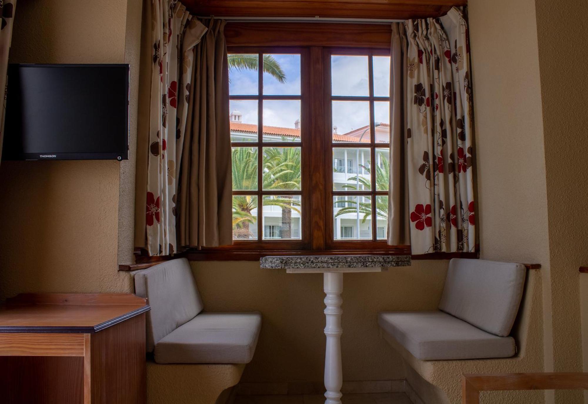 Apartamentos El Beril Costa Adeje Exterior foto